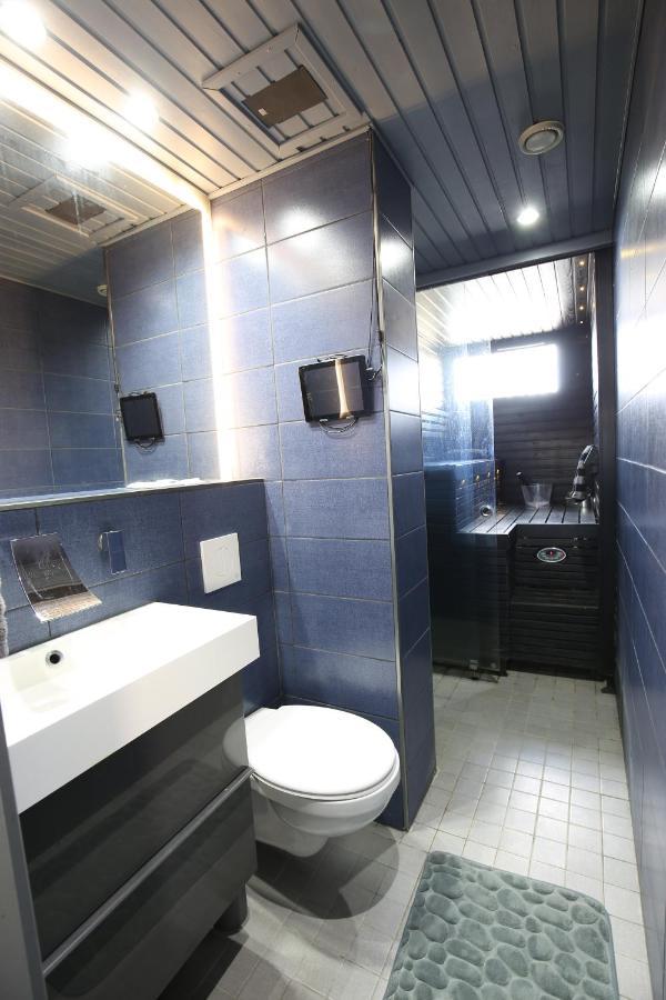 Central Gem With Sauna - Big Two-Room Apartment Free Parking Tammerfors Eksteriør bilde