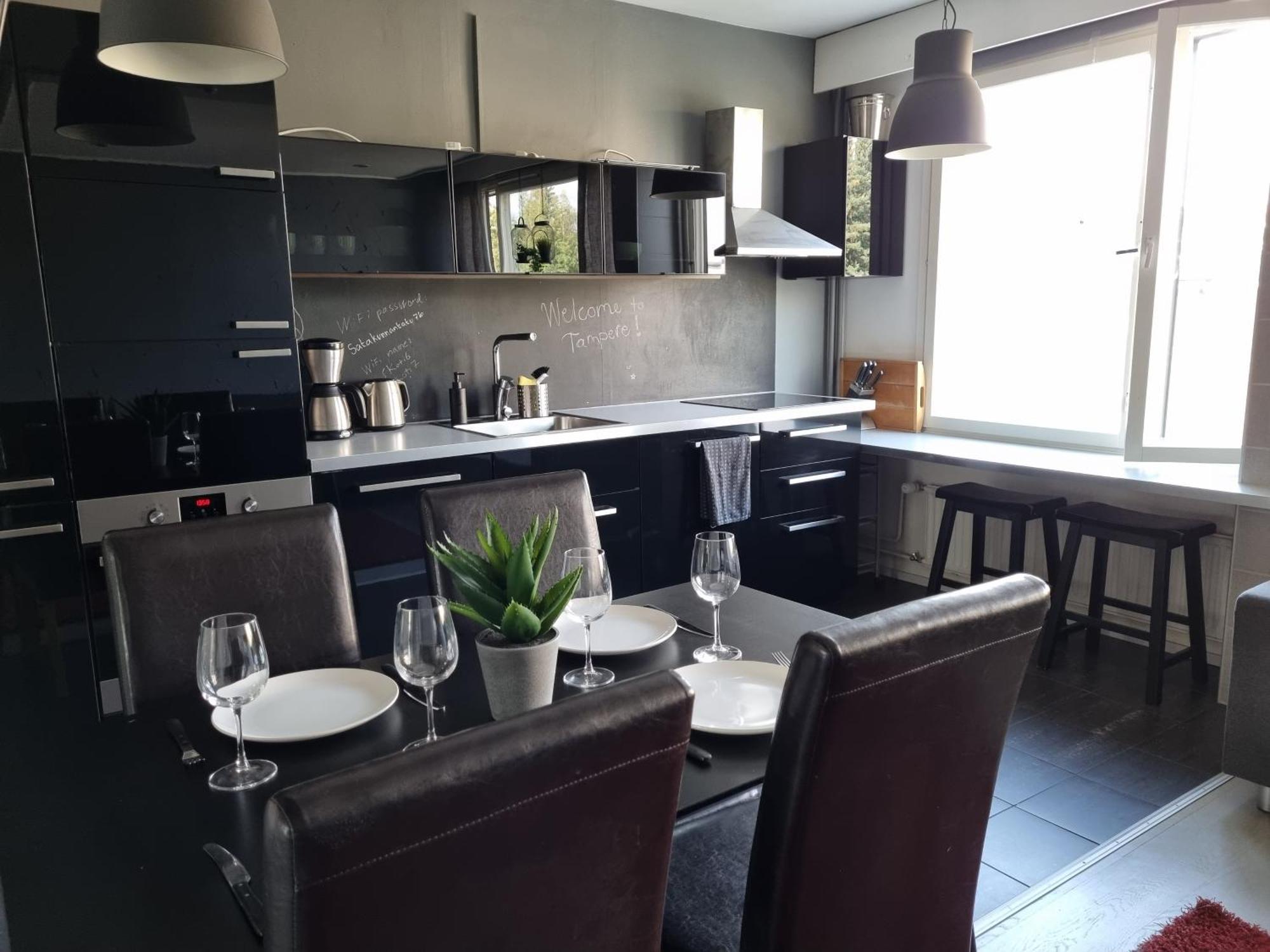 Central Gem With Sauna - Big Two-Room Apartment Free Parking Tammerfors Eksteriør bilde