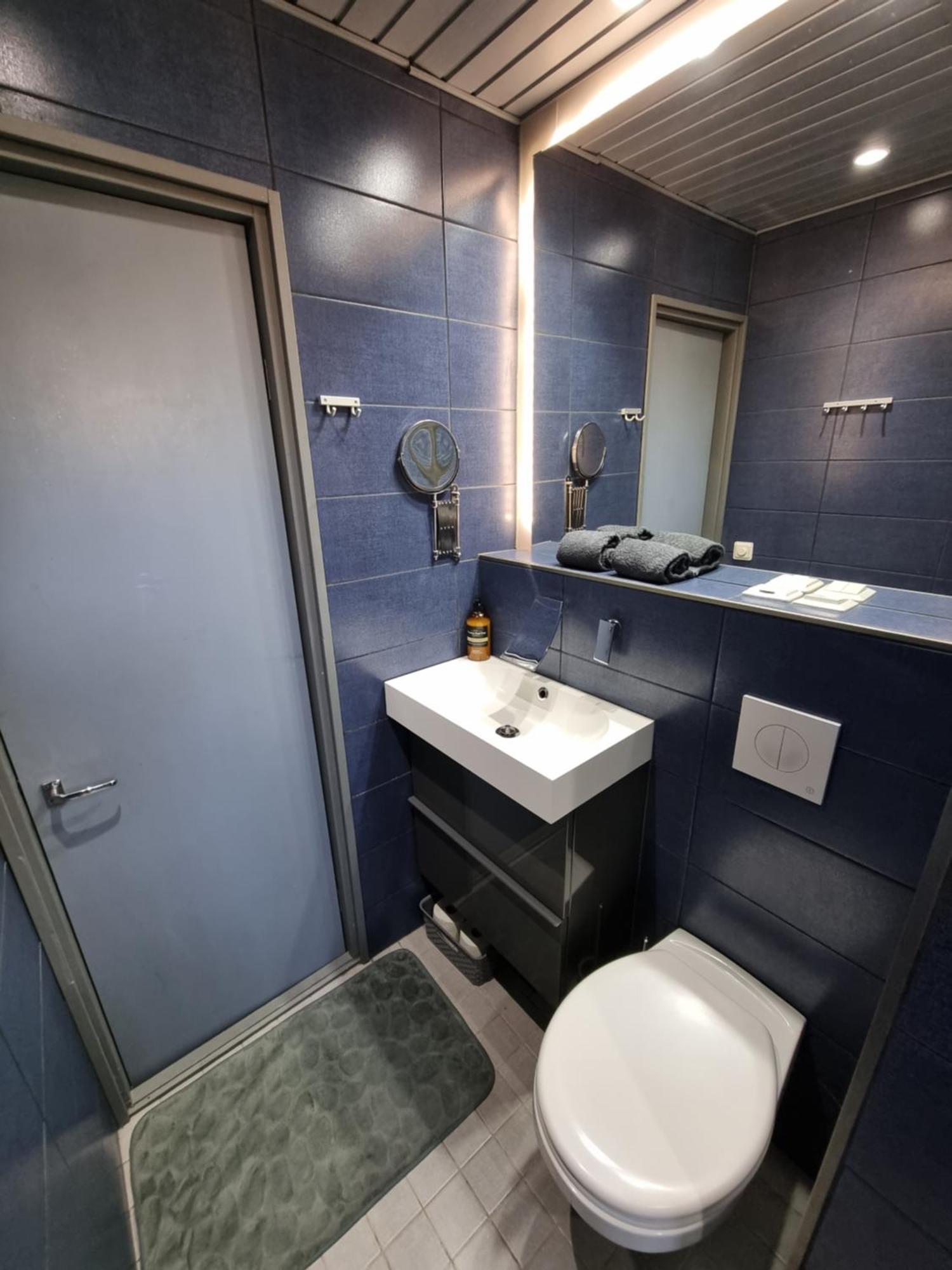 Central Gem With Sauna - Big Two-Room Apartment Free Parking Tammerfors Eksteriør bilde